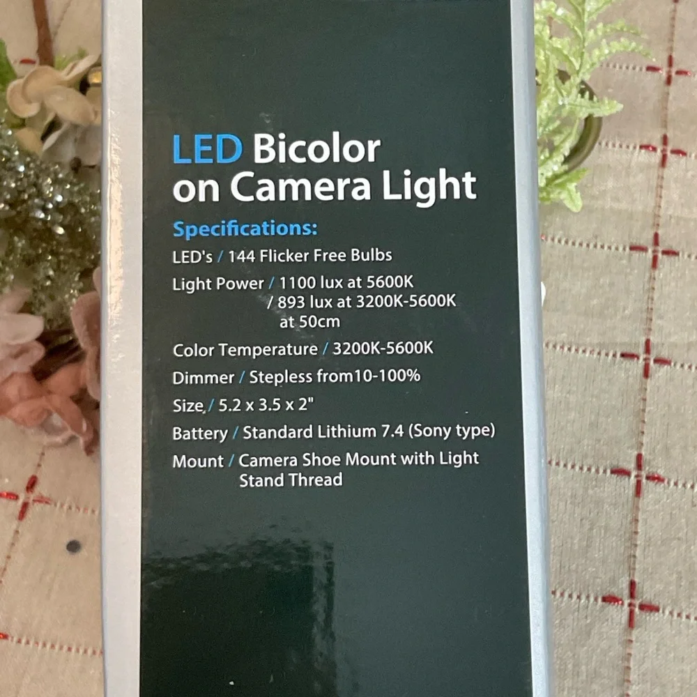 Flashpoint 144 Dimmable Bi-Color High-Power LED Camera Light Panel - FPLCL144B - Picture 4 of 6